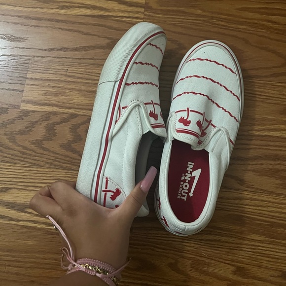 In n Out kids shoes - Picture 3 of 4